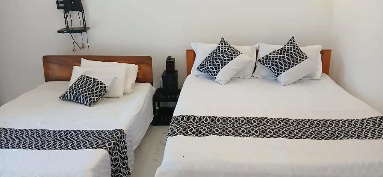 La Vie By Mar Bed & Breakfast Negombo 0*,  Sri Lanka